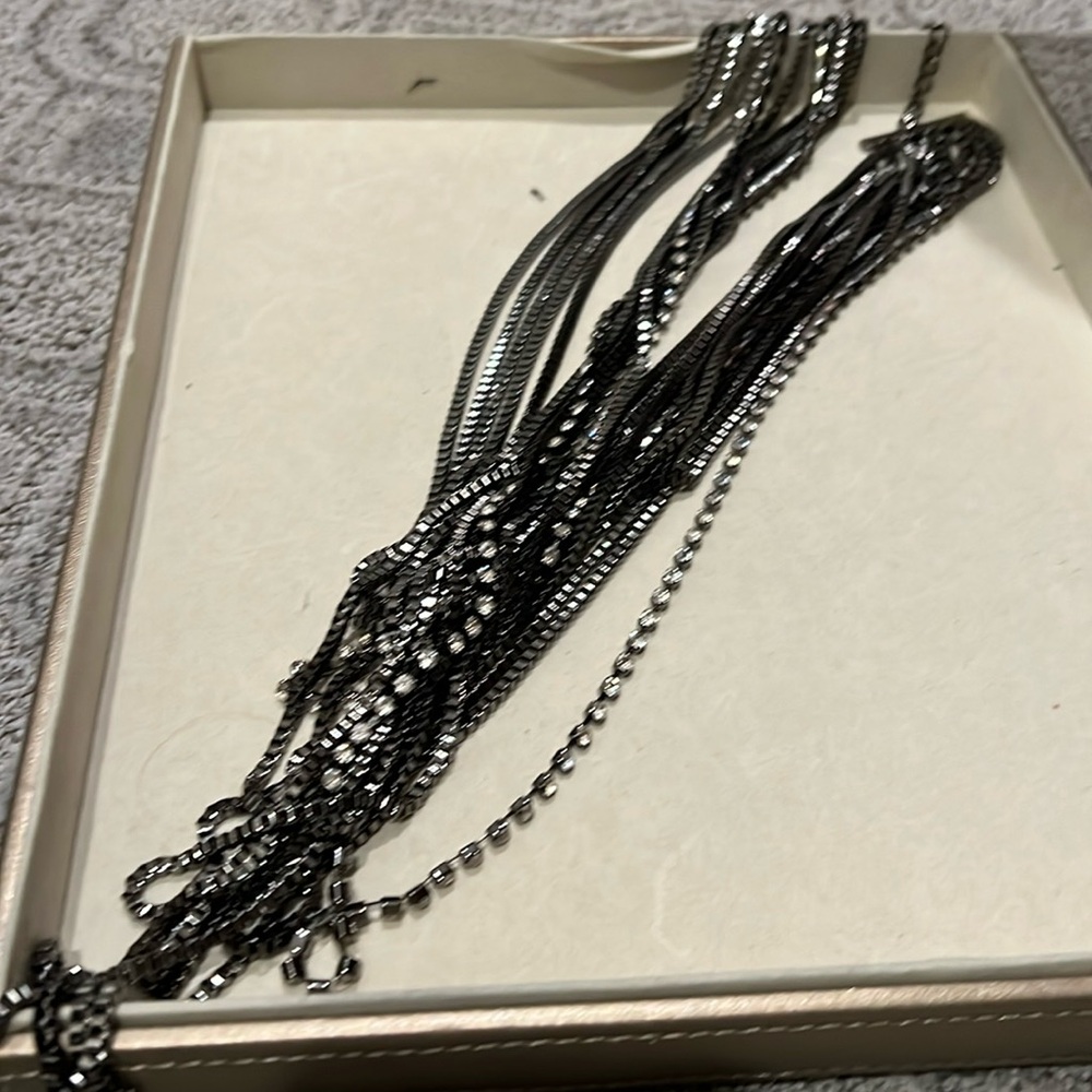 Multiple Yrand Black Chain Neclace with Rhinestones